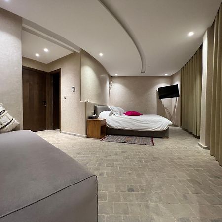 Bhalil Farm House 세프로우 외부 사진